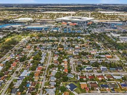 $548,900 | 2285 Northwest 195th Street, Miami Gardens, FL 33056