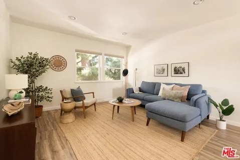 $500,000 | 3641 Kalsman Drive, Unit 4, Los Angeles, CA 90016