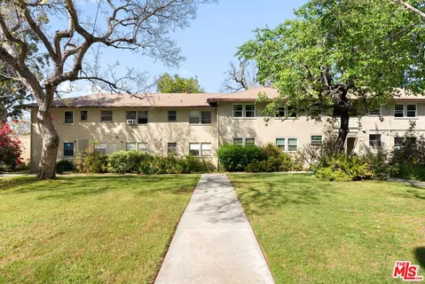 $500,000 | 3641 Kalsman Drive, Unit 4, Los Angeles, CA 90016