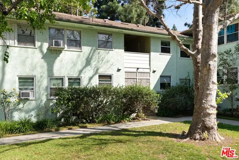 $500,000 | 3641 Kalsman Drive, Unit 4, Los Angeles, CA 90016