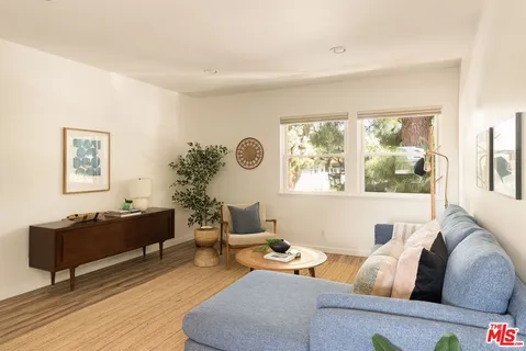 $500,000 | 3641 Kalsman Drive, Unit 4, Los Angeles, CA 90016