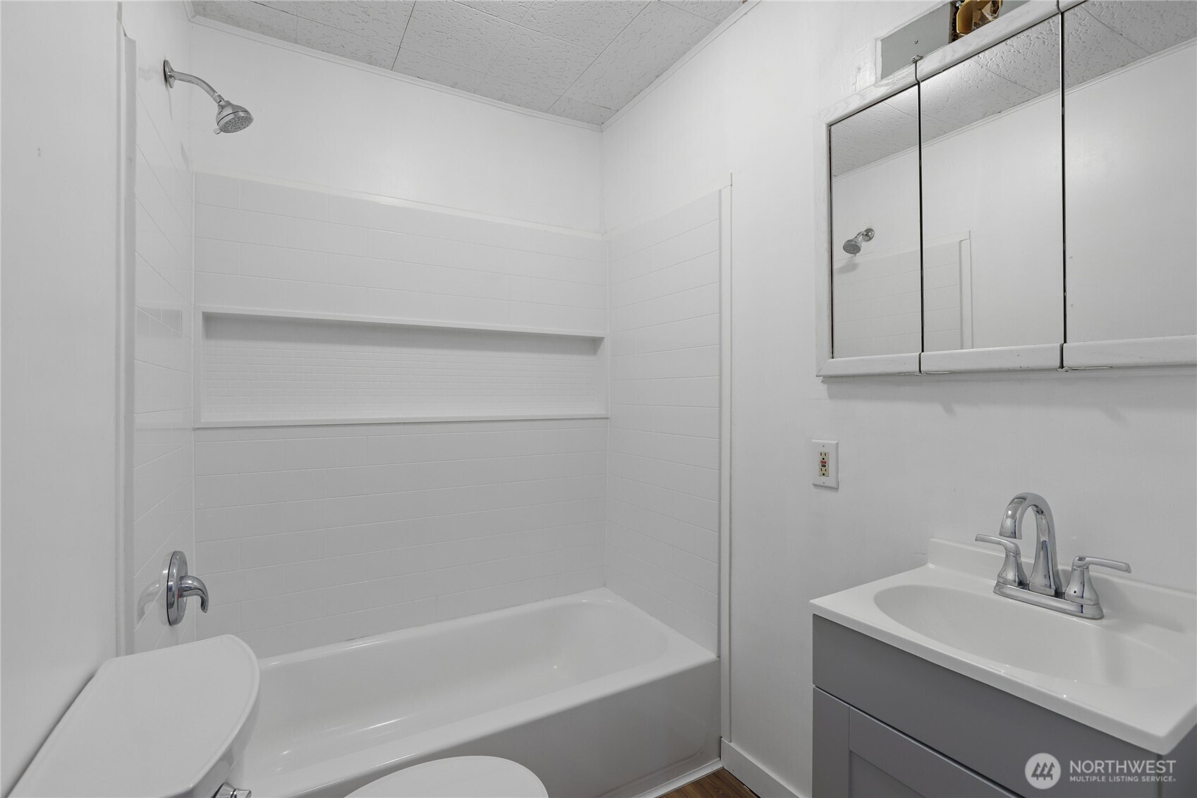 6166 Bethel Road Southeast Port Orchard, WA 98367 - Photo 15 of 29 Gallery Image 15