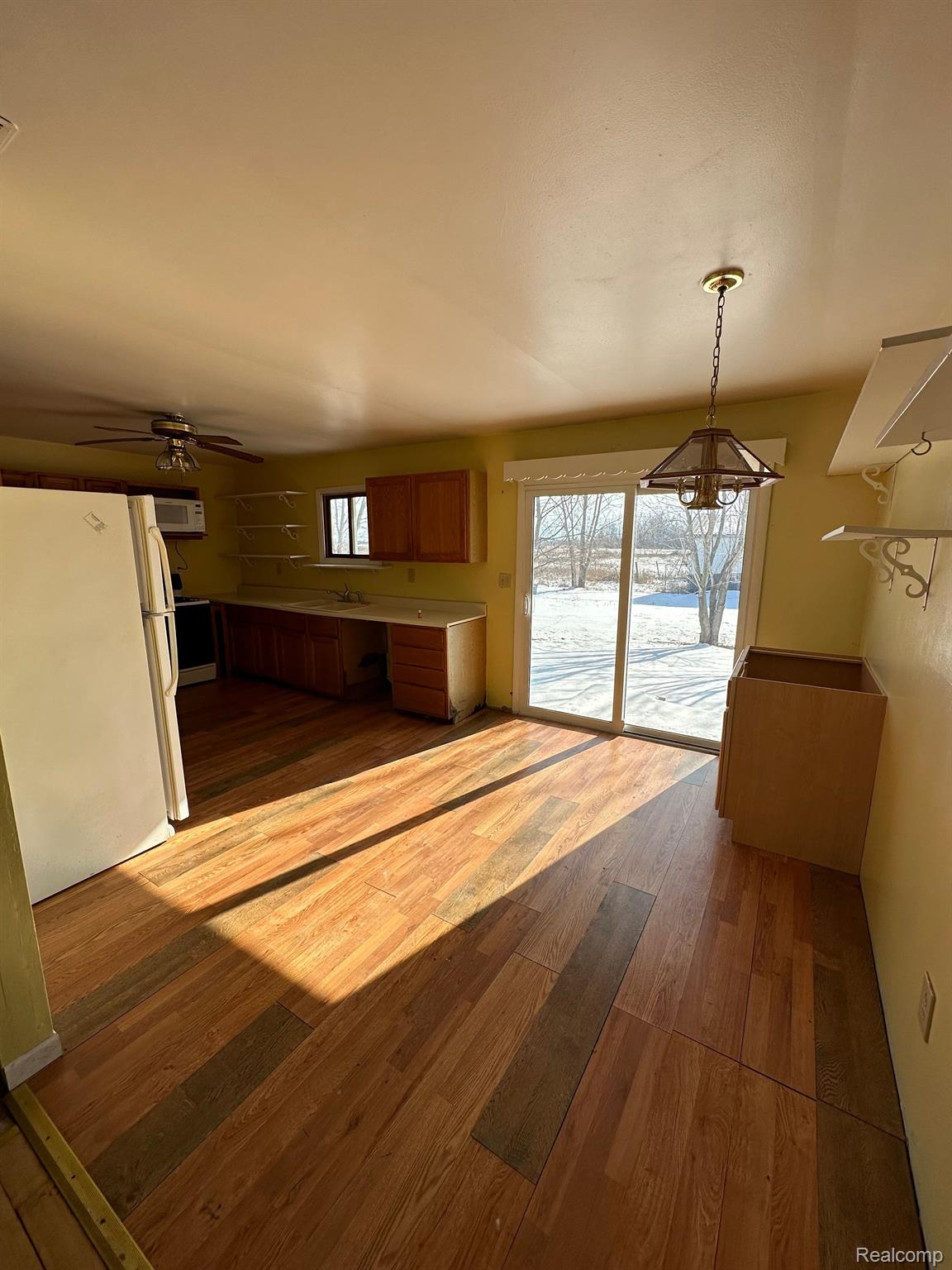 16205 Burt Road Allenton, MI 48002 - Photo 4 of 14 Gallery Image 4
