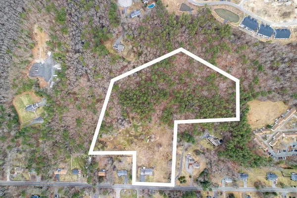 $1,600,000 | 361 A County Road, Hanson, MA 02341