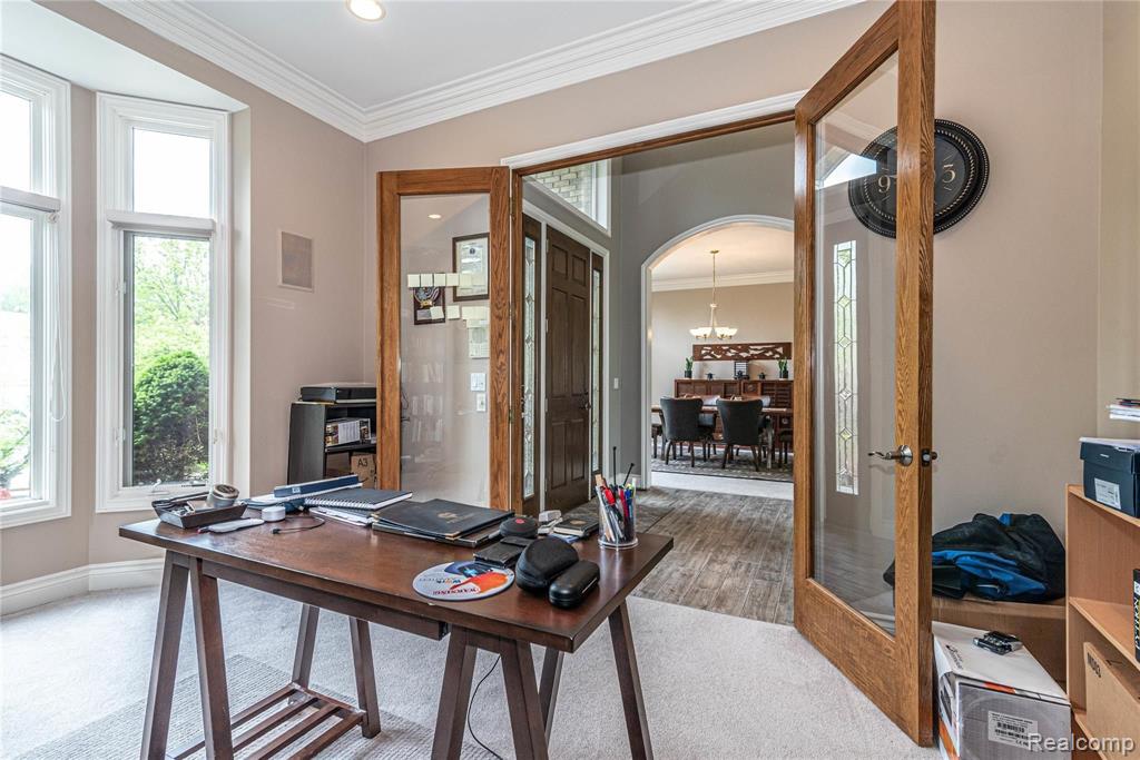 35265 Curtis Road Livonia, MI 48152 - Photo 23 of 52 Gallery Image 23