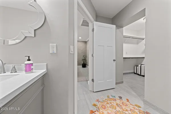 $699,999 | 1413 West Glenrosa Avenue, Phoenix, AZ 85013