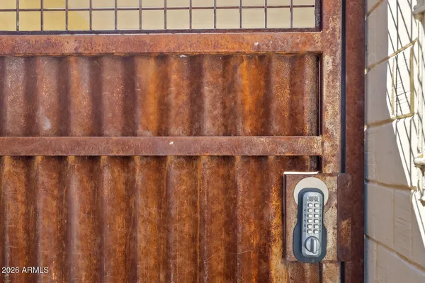 $699,999 | 1413 West Glenrosa Avenue, Phoenix, AZ 85013