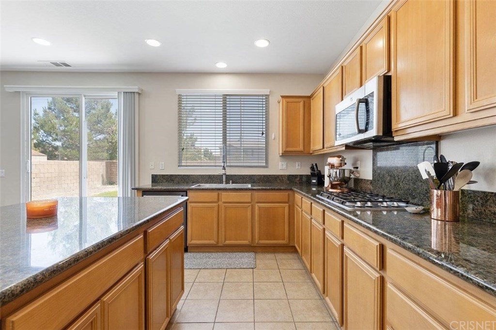 43844 Spring Street Lancaster, CA 93536 - Photo 22 of 55 Gallery Image 22