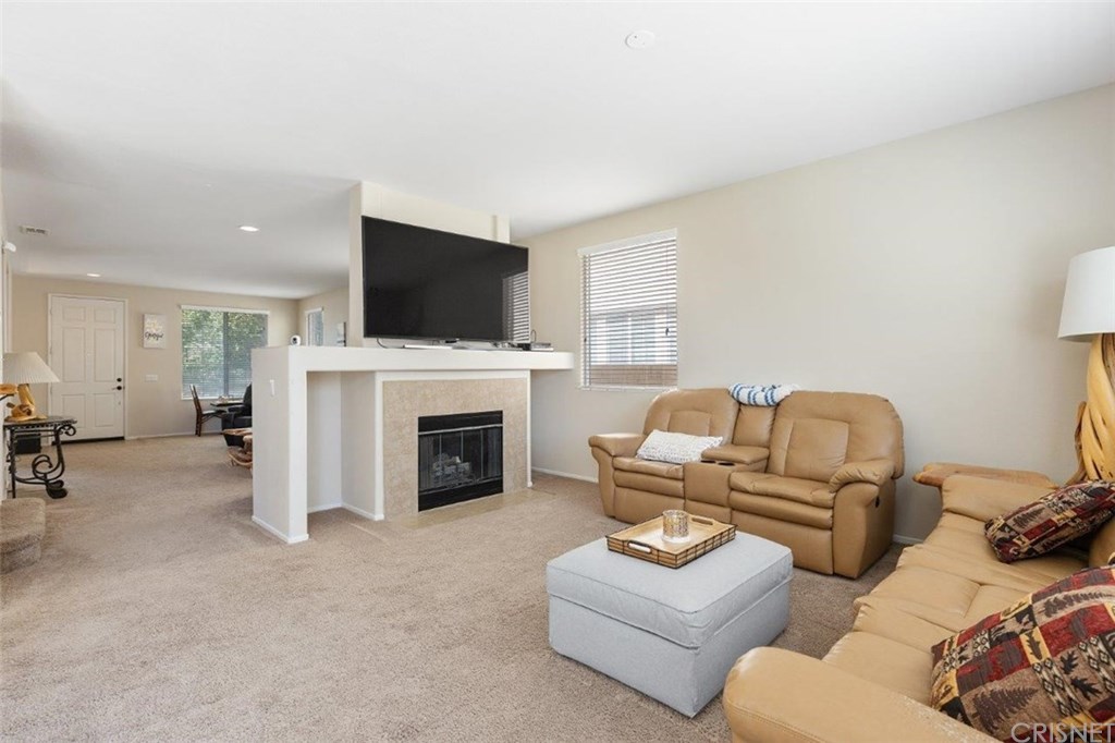 43844 Spring Street Lancaster, CA 93536 - Photo 6 of 55 Gallery Image 6