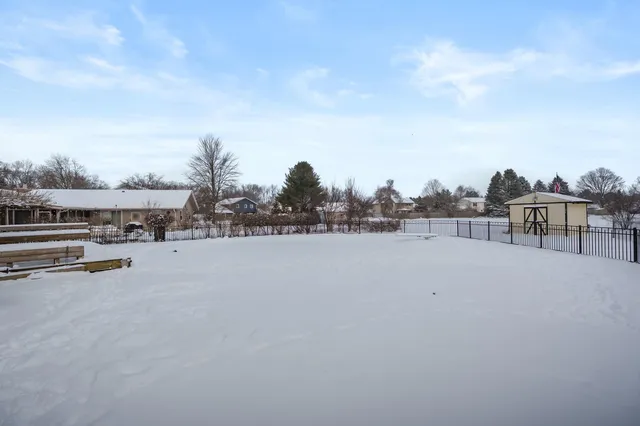 $395,000 | 9445 Treetop Drive, Galesburg, MI 49053