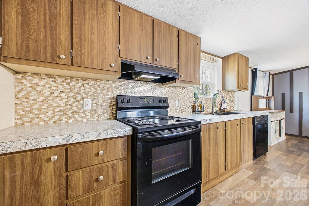 31 McGee Hl Road Fairview, NC 28730 - Photo 10 of 23