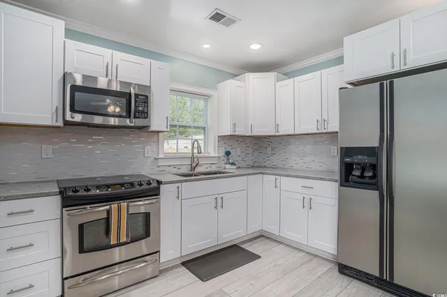 $639,900 | 5858 Bluewater Road, Conway, SC 29527