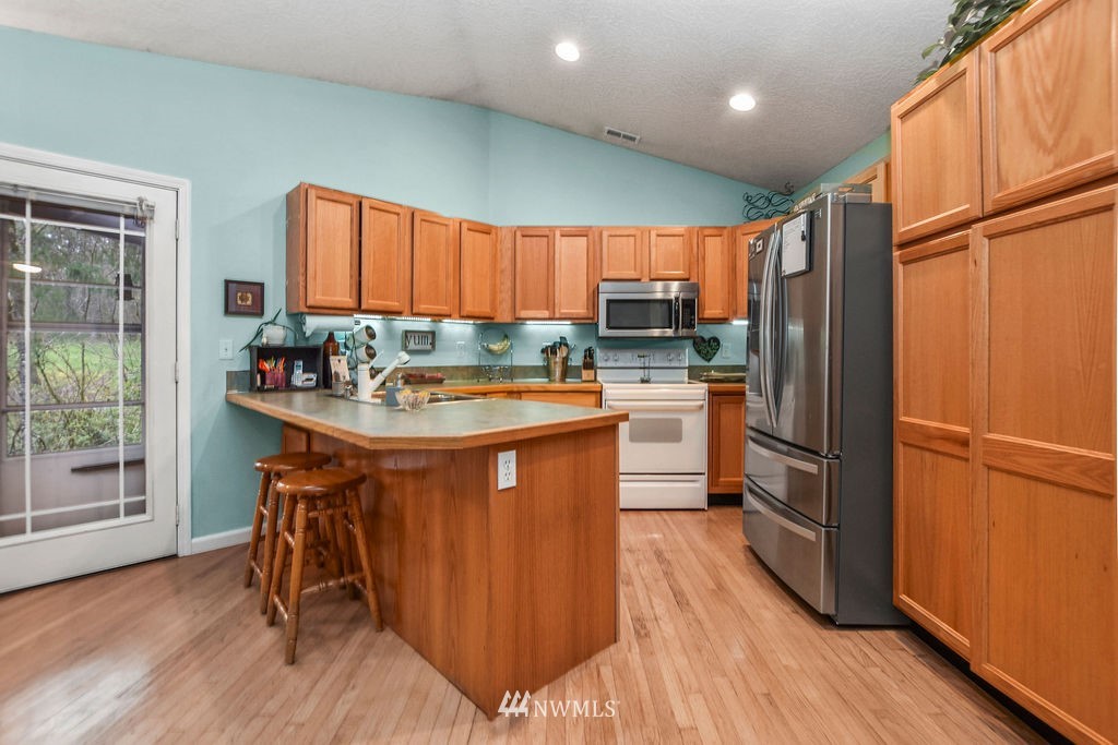 249 Haryu Road Longview, WA 98632 - Photo 14 of 18 Gallery Image 14