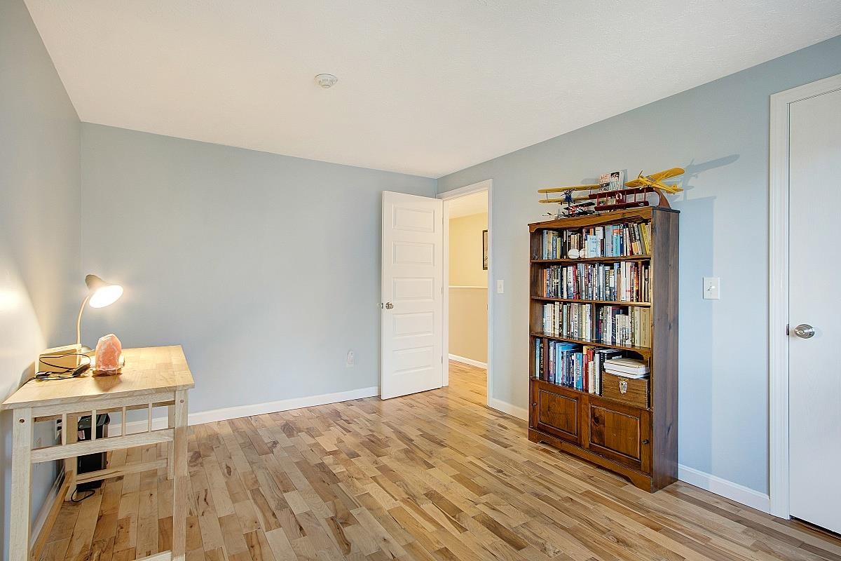 81 Seabury Hampton, NH 03842 - Photo 15 of 38
