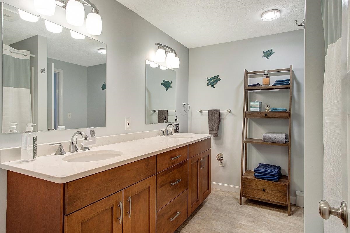 81 Seabury Hampton, NH 03842 - Photo 21 of 38