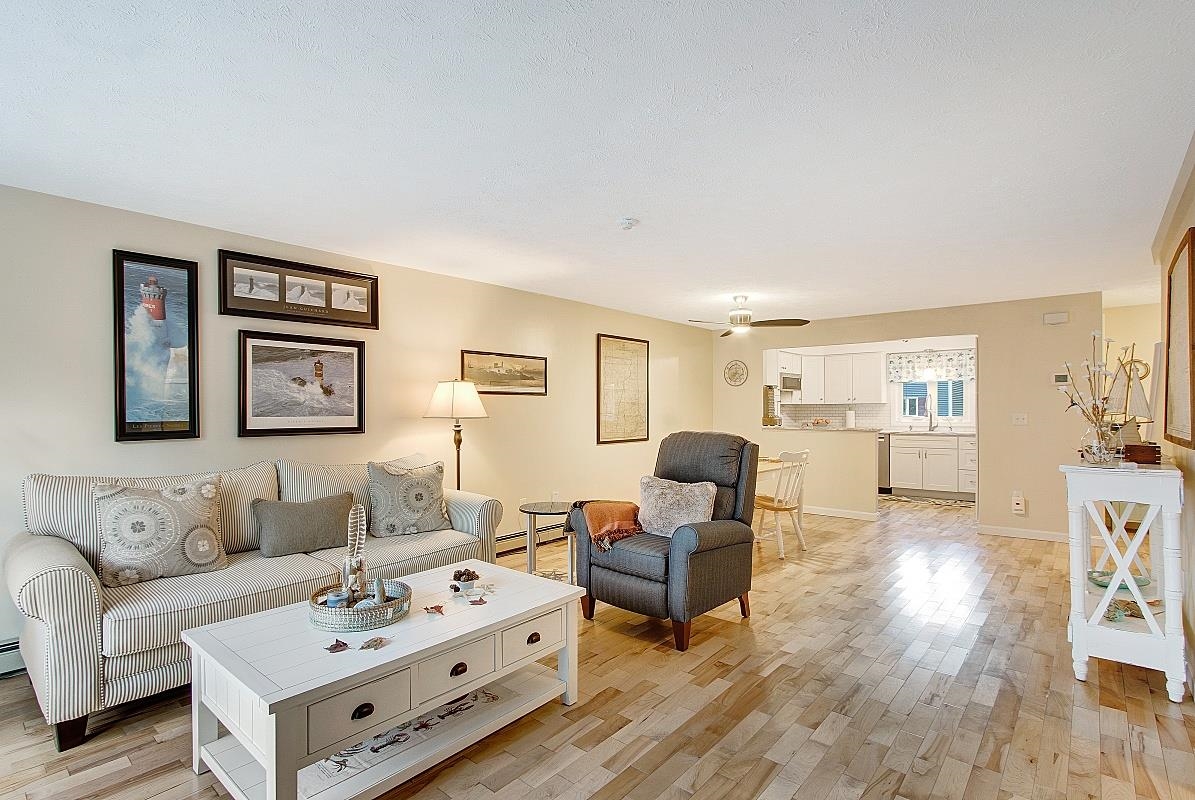 81 Seabury Hampton, NH 03842 - Photo 7 of 38