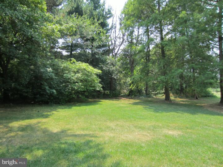 574 A Village Road West, Unit A Princeton Junction, NJ 08550 - Photo 2 of 23 Exterior Back