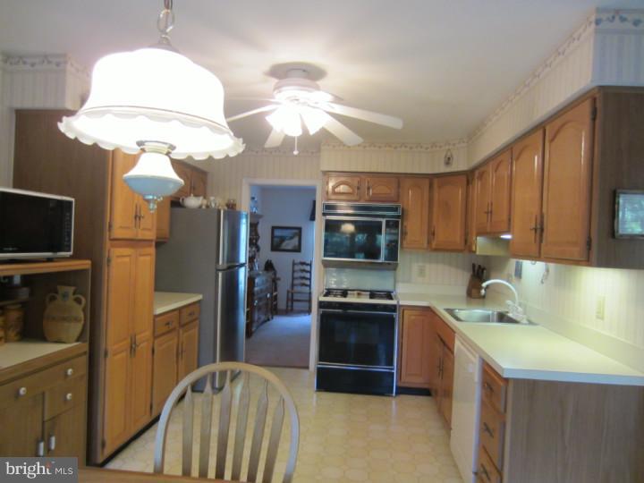 574 A Village Road West, Unit A Princeton Junction, NJ 08550 - Photo 13 of 23 Kitchen