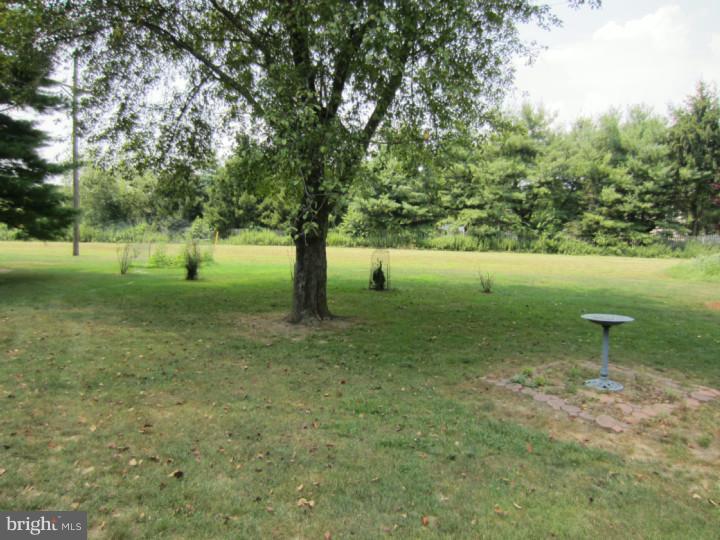 574 A Village Road West, Unit A Princeton Junction, NJ 08550 - Photo 4 of 23 Exterior Back
