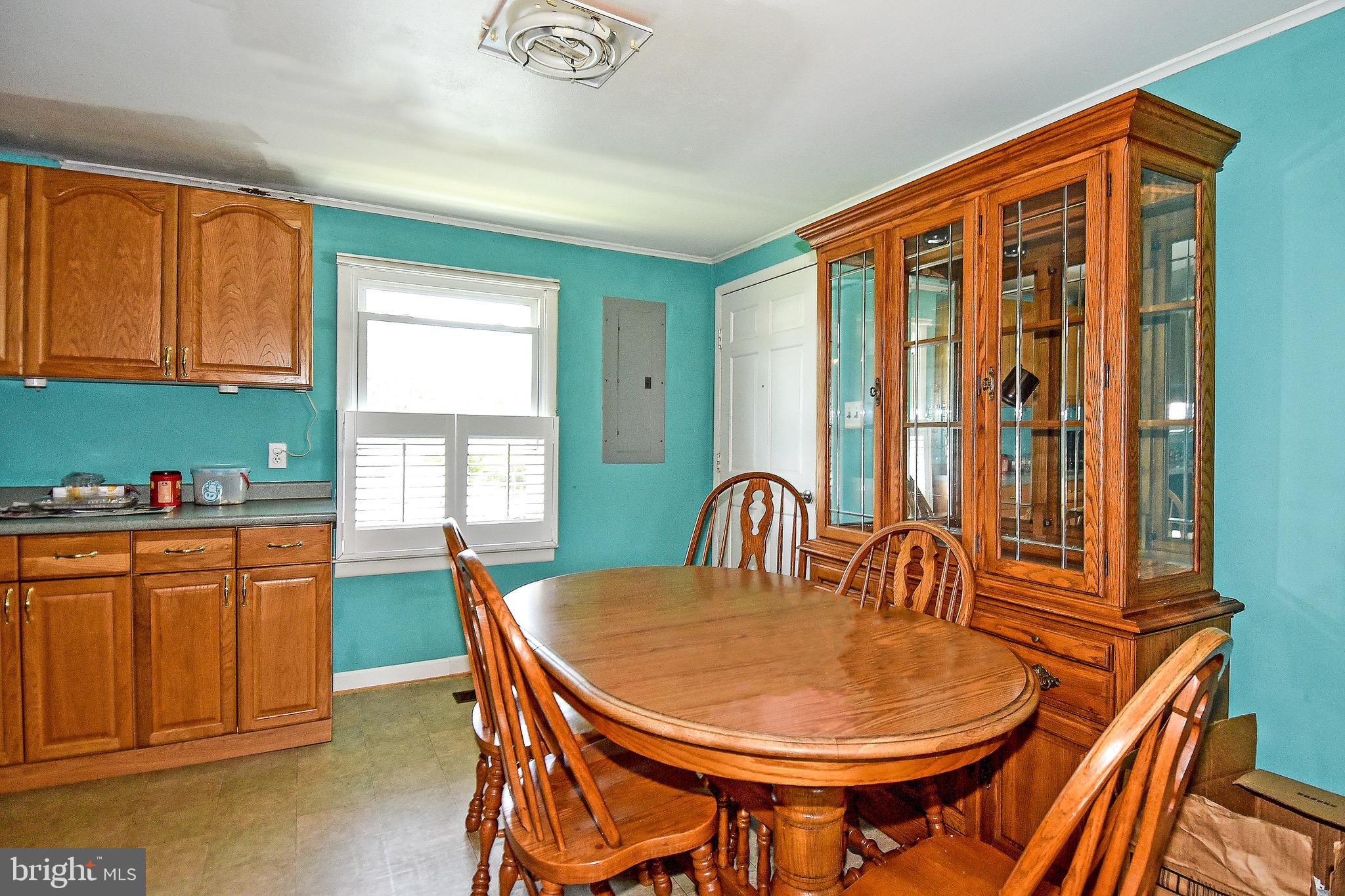 987 Ramoth Church Road Fredericksburg, VA 22406 - Photo 6 of 37 Dining Room