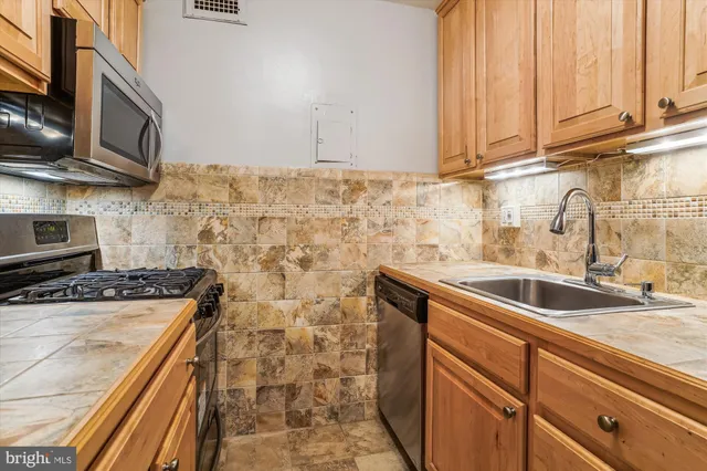 $245,000 | 2475 Virginia Avenue Northwest, Unit 315, Washington, DC 20037