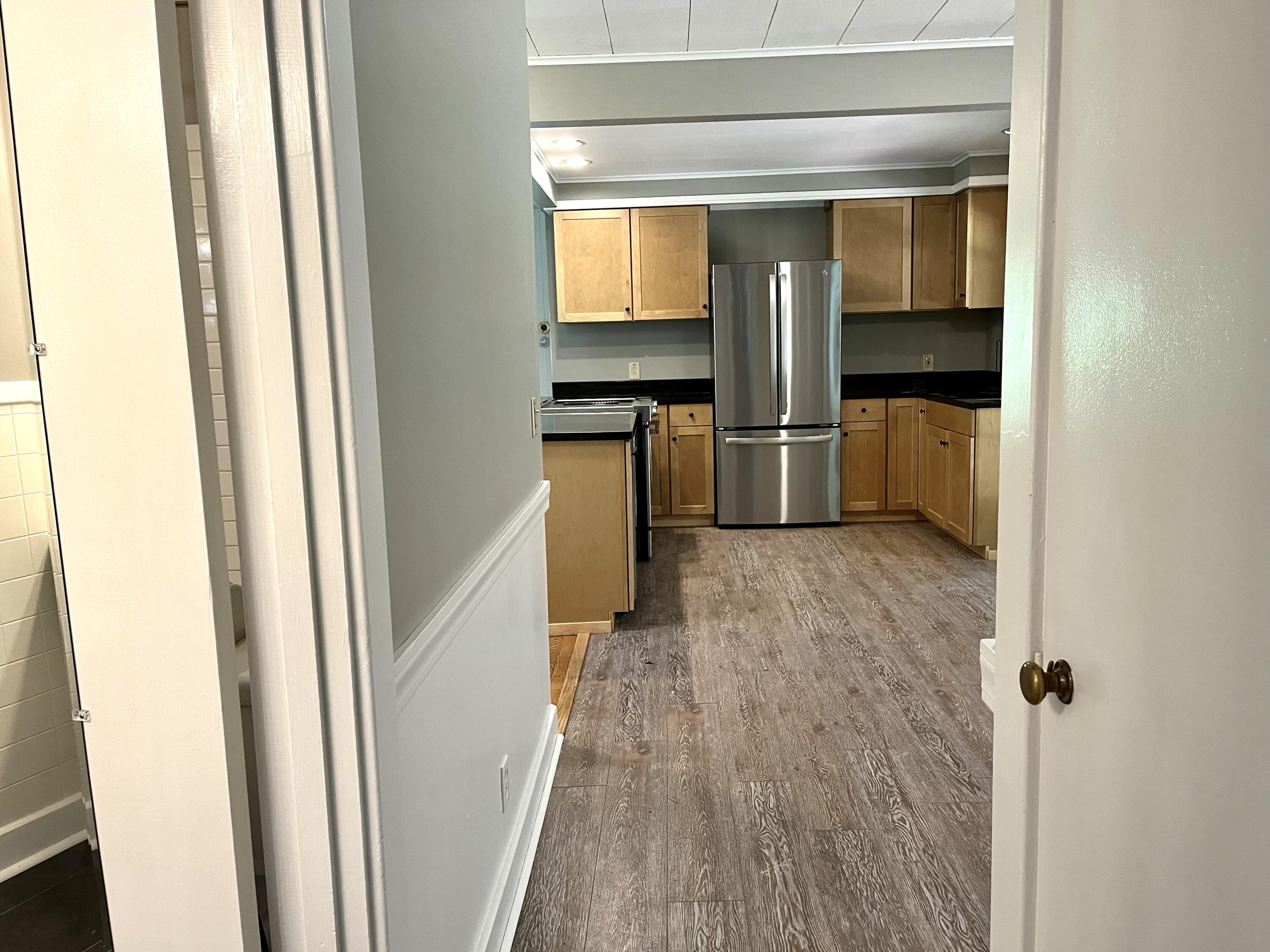 276 Sand Point Road Bar Harbor, ME 04609 - Photo 9 of 28 Hallway