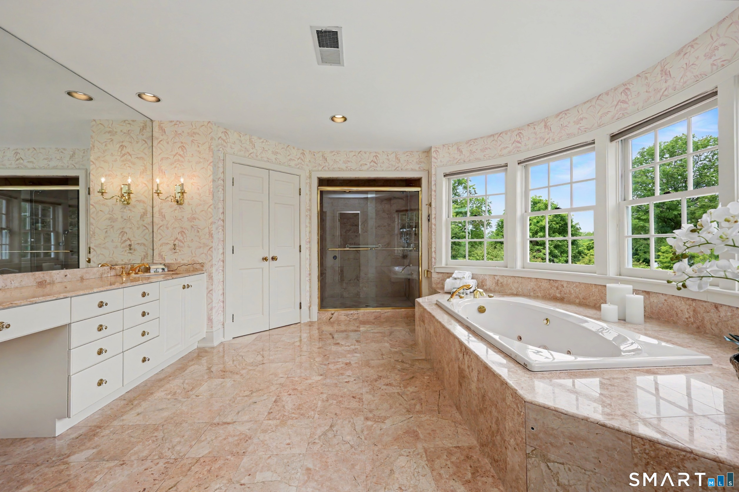 800 Verna Hill Road Fairfield, CT 06824 - Photo 23 of 39