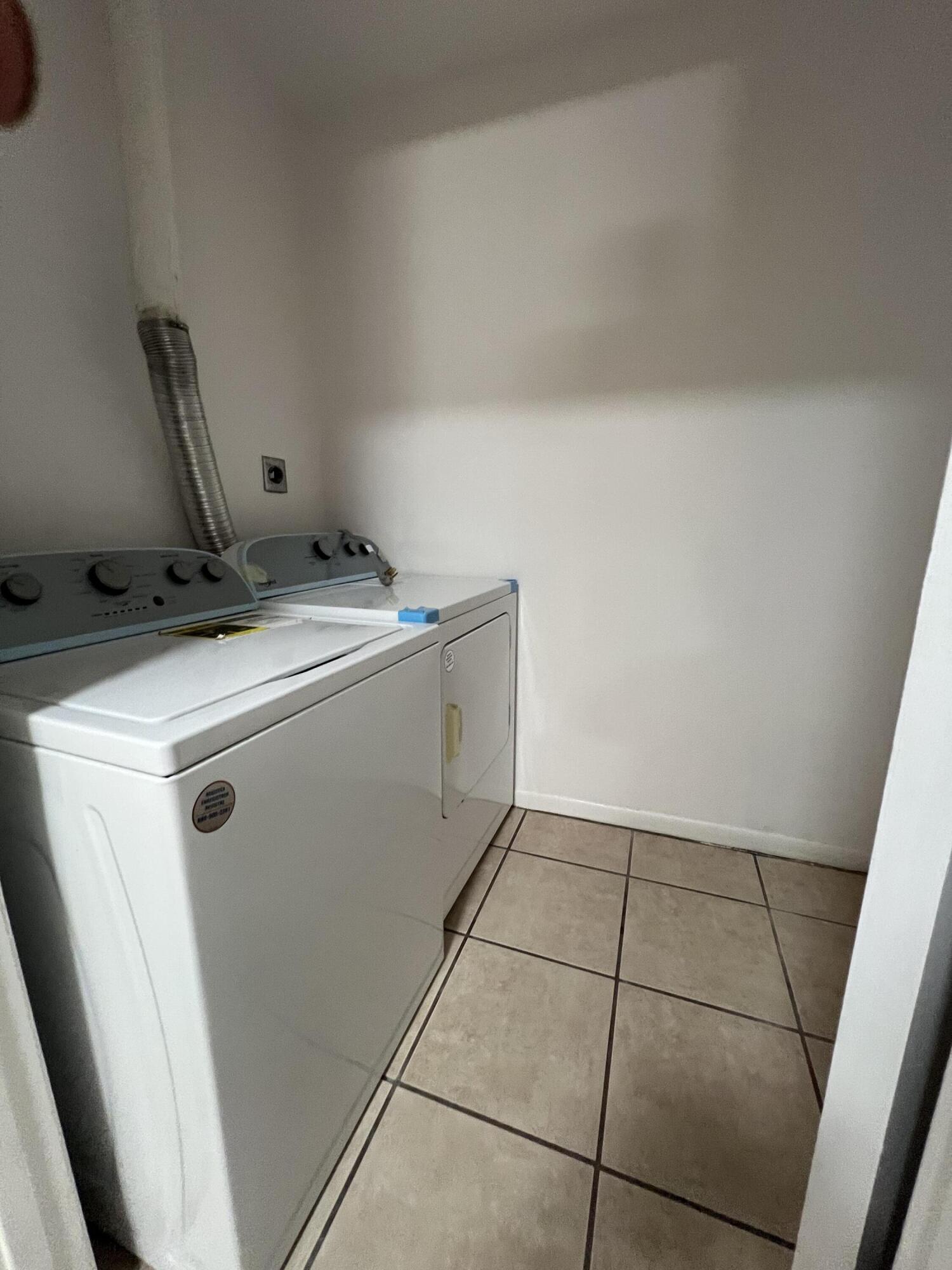 17345 Bush Road, Unit E Jupiter, FL 33458 - Photo 6 of 15 IMG_6593