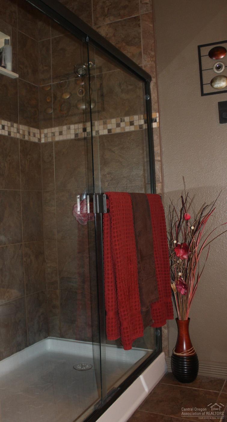 59871 Cheyenne Road Bend, OR 97702 - Photo 16 of 24 Additional Photo