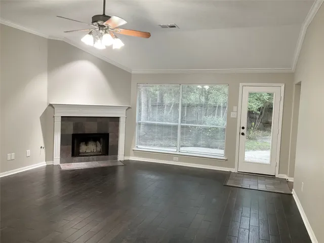 $2,500 | 43 North Merryweather Circle, The Woodlands, TX 77384