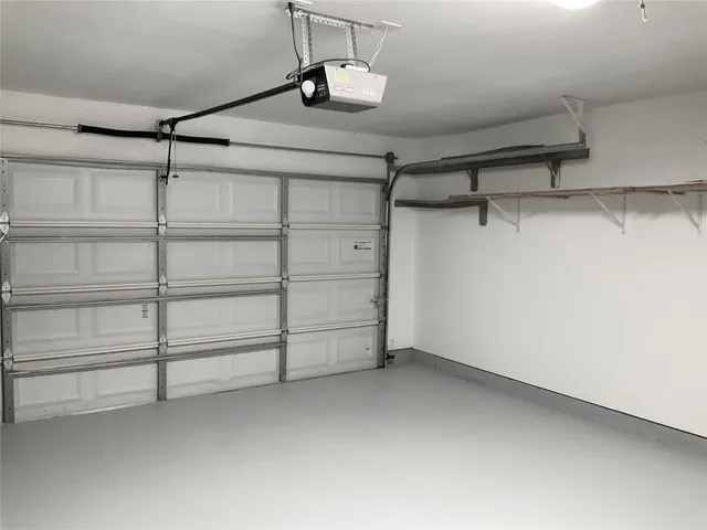 $2,500 | 43 North Merryweather Circle, The Woodlands, TX 77384