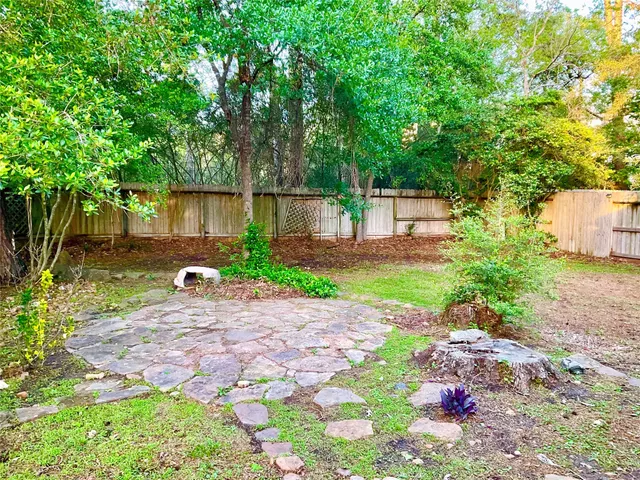 $2,500 | 43 North Merryweather Circle, The Woodlands, TX 77384