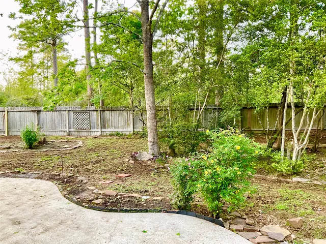 $2,500 | 43 North Merryweather Circle, The Woodlands, TX 77384