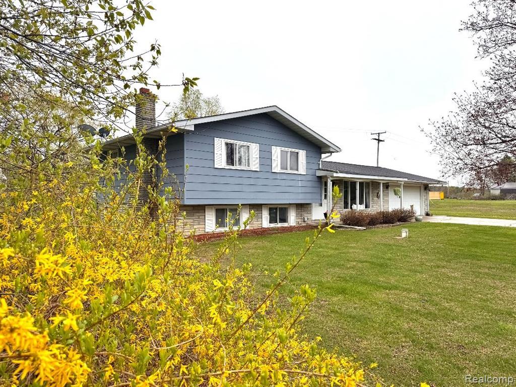 687 West Saginaw Road Mayville, MI 48744 - Photo 1 of 12