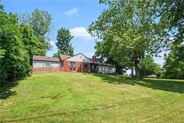 $250,000 | 3222 Roosevelt Avenue, Aliquippa, PA 15001