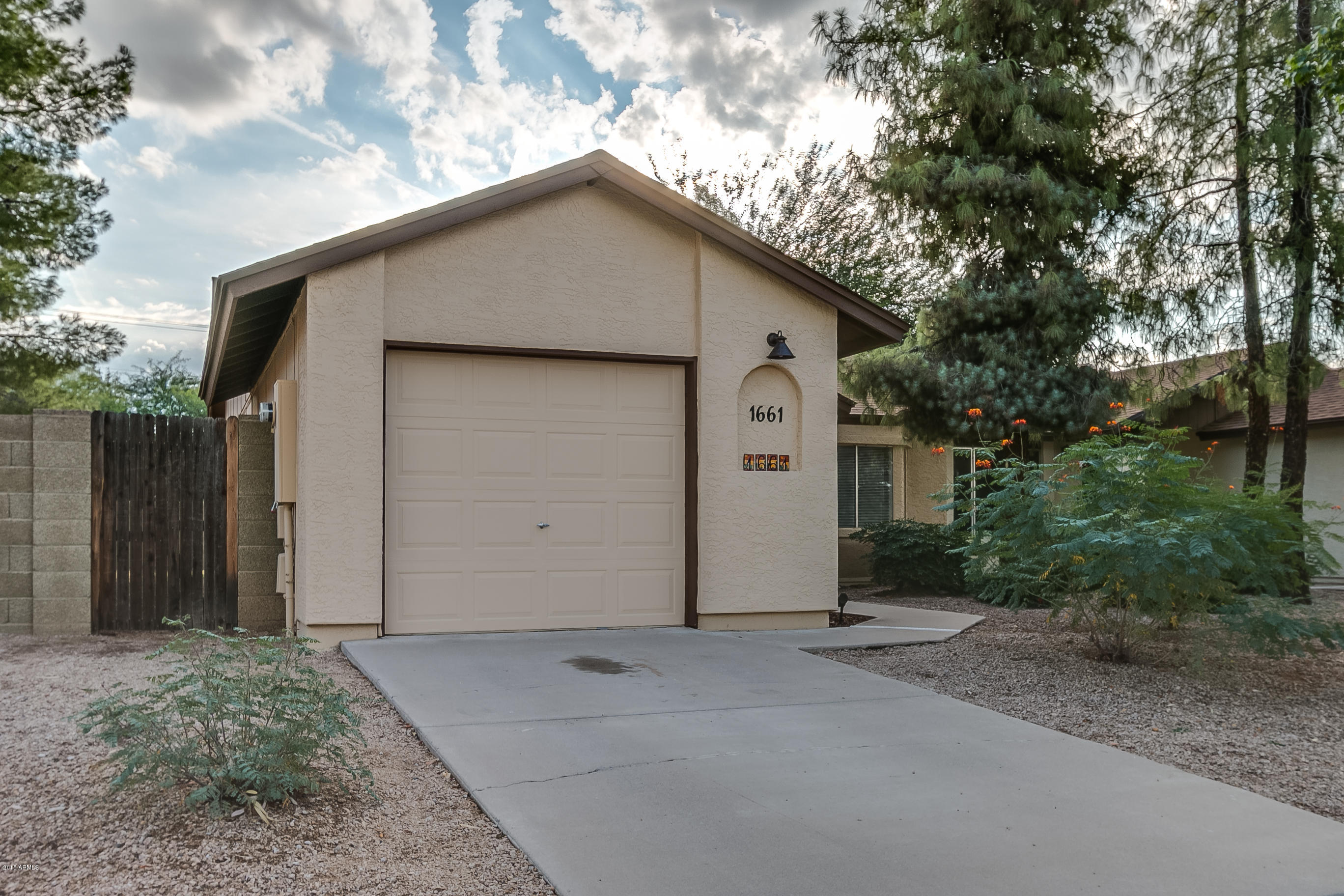 1661 South Roca Mesa, AZ 85204 - Photo 26 of 31 Roca-3