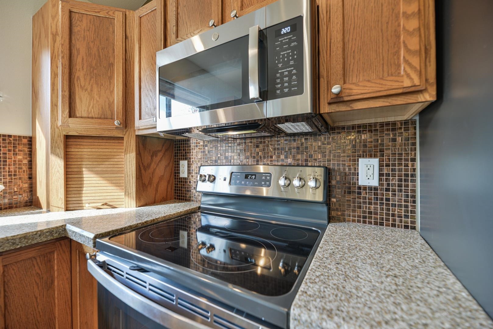 614 South Holiday Road Spokane Valley, WA 99016 - Photo 6 of 27