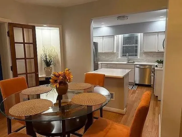 $465,000 | 6544 Marquette Avenue, St. Louis, MO 63139