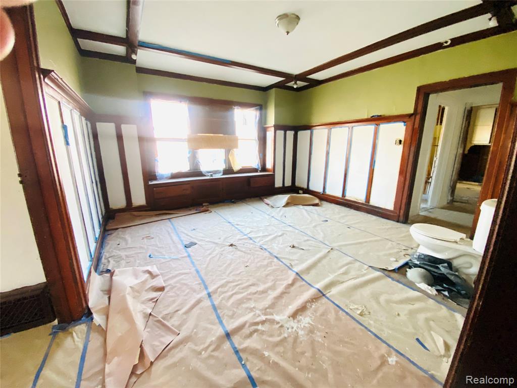 3064 Harding Street Detroit, MI 48214 - Photo 15 of 25 Gallery Image 15