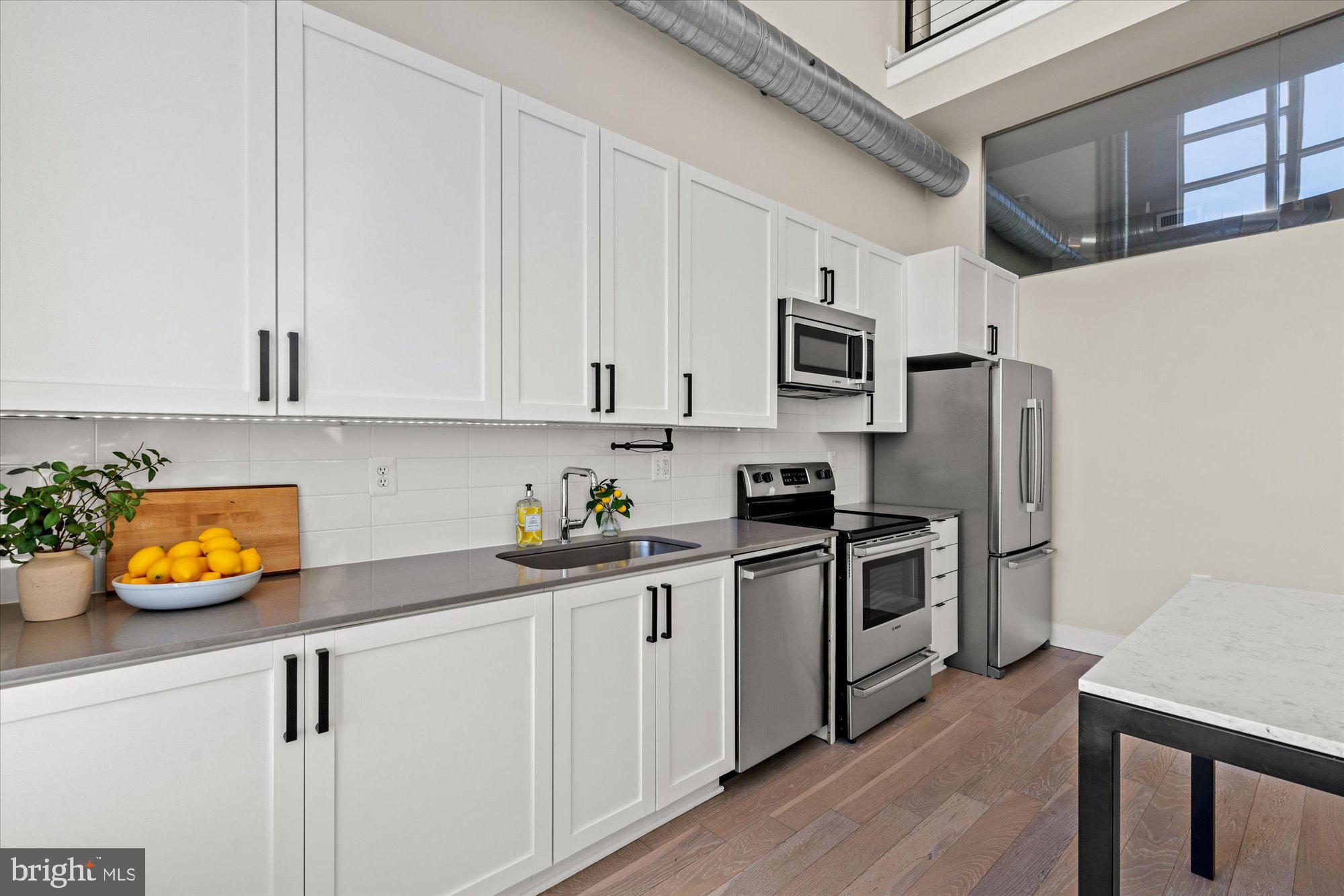 732 15th Street Southeast, Unit 6 Washington, DC 20003 - Photo 15 of 41