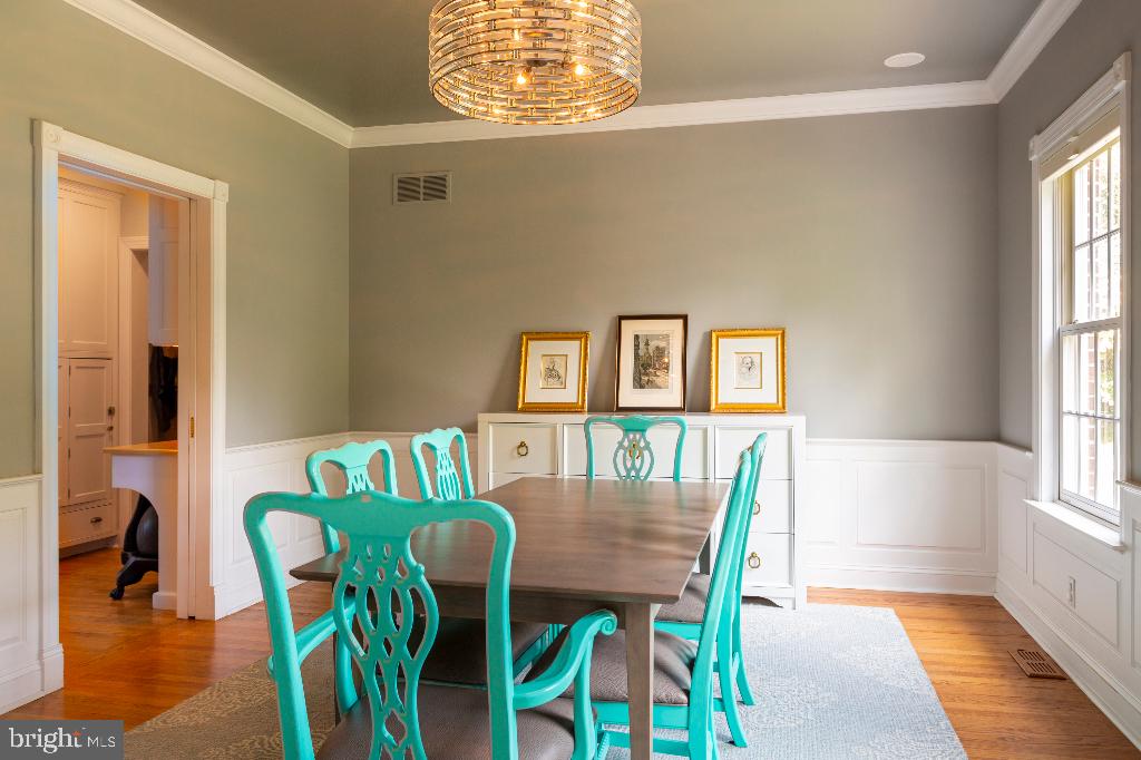 613 St Andrews Road Philadelphia, PA 19118 - Photo 8 of 14 Gallery Image 8