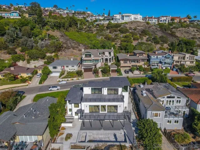 $4,499,000 | 5762 Bellevue Avenue, La Jolla, CA 92037