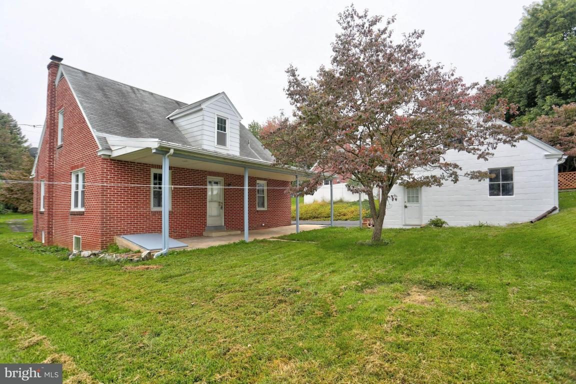 199 Charles Road Lancaster, PA 17603 - Photo 22 of 26 Gallery Image 22