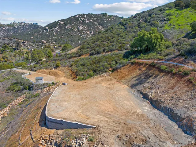 $680,000 | 827 Eucalyptus Woods Road, San Marcos, CA 92069