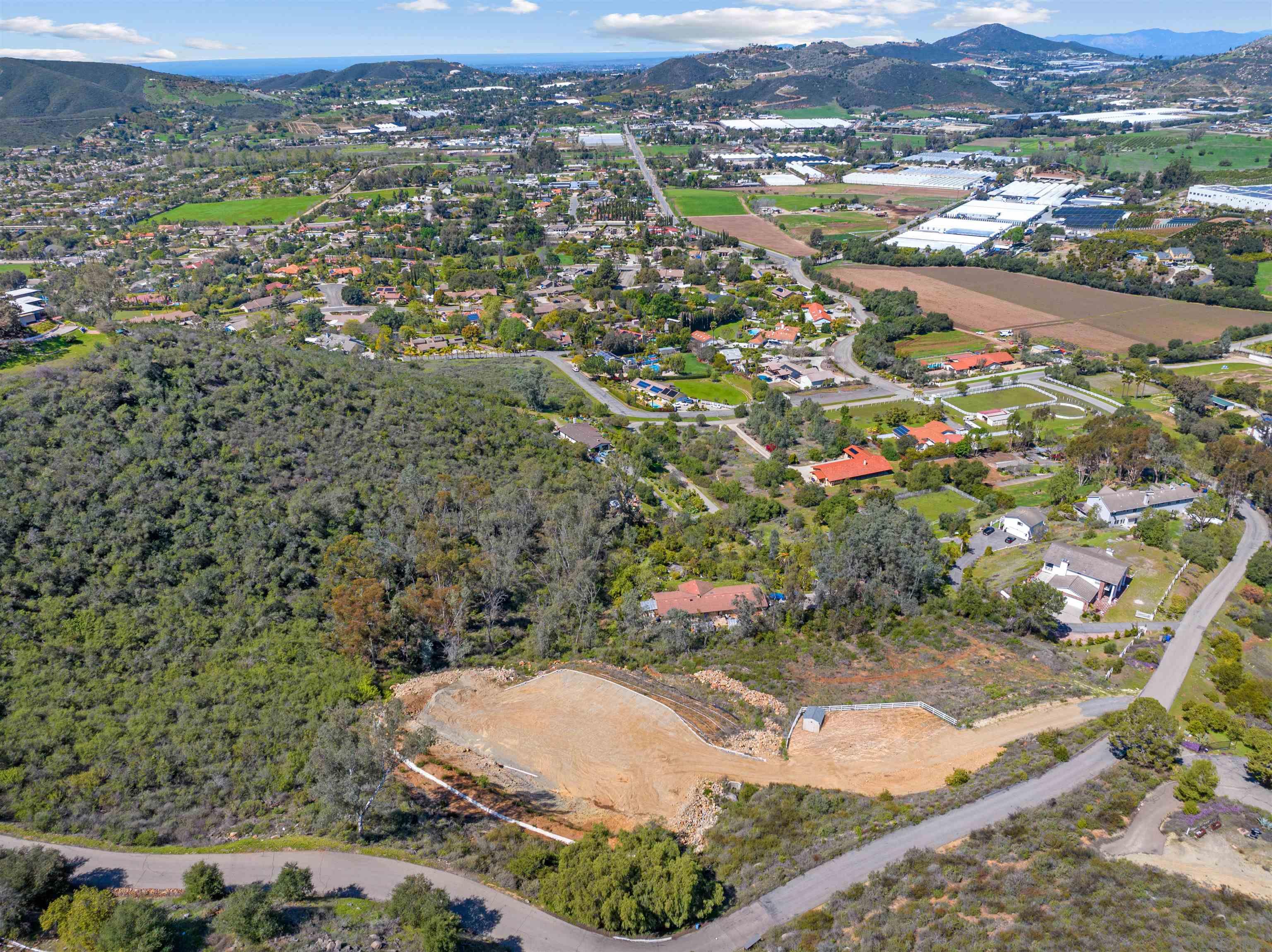 827 Eucalyptus Woods Road San Marcos, CA 92069 - Photo 25 of 32