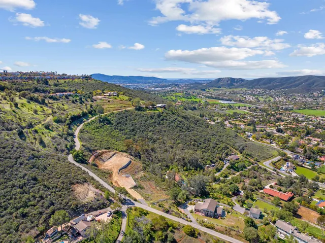 $680,000 | 827 Eucalyptus Woods Road, San Marcos, CA 92069