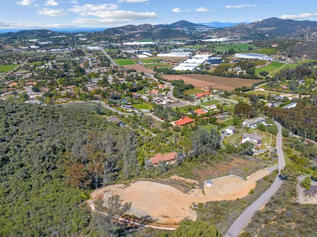 $680,000 | 827 Eucalyptus Woods Road, San Marcos, CA 92069