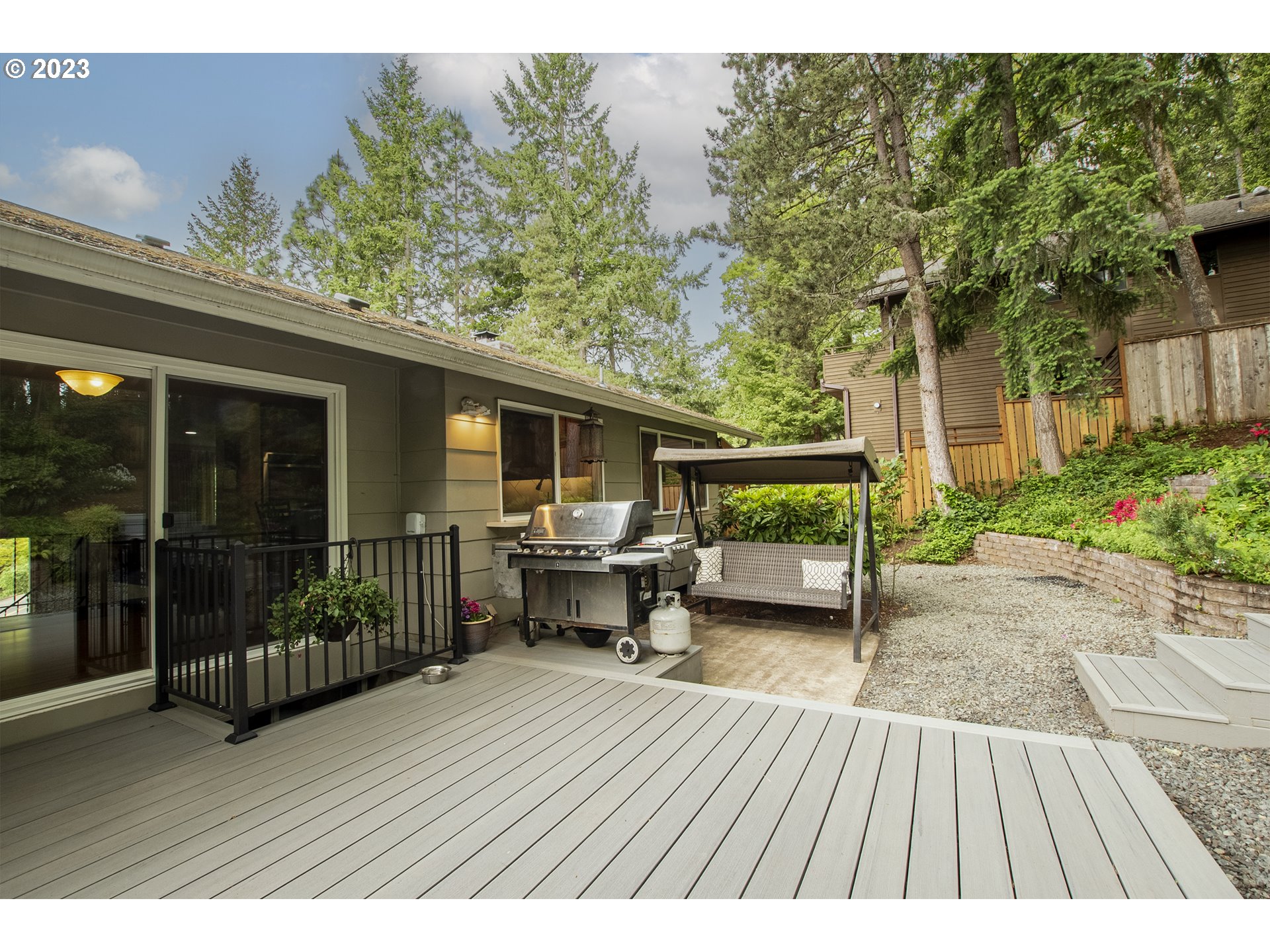 197 Brae Burn Drive Eugene, OR 97405 - Photo 35 of 42 a view of deck with patio