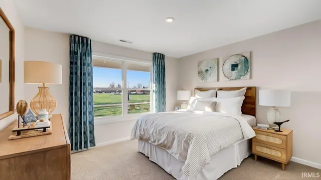 $354,677 | 1004 Butler Lake, Fort Wayne, IN 46818