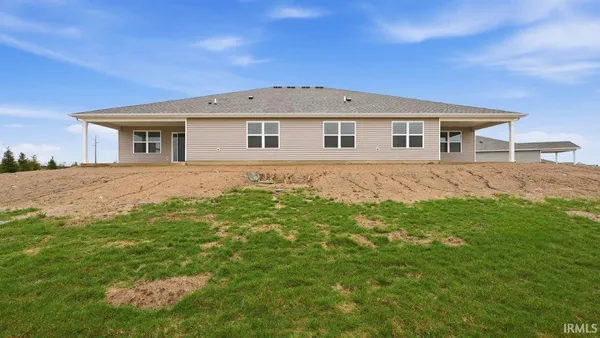 $304,900 | 1004 Butler Lake, Fort Wayne, IN 46818